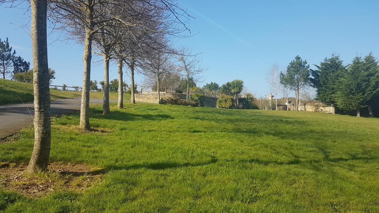 Le Domaine Des Roseraies Monfréville Kültér fotó