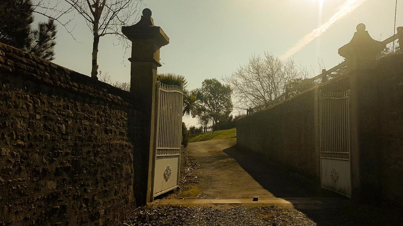 Le Domaine Des Roseraies Monfréville Kültér fotó