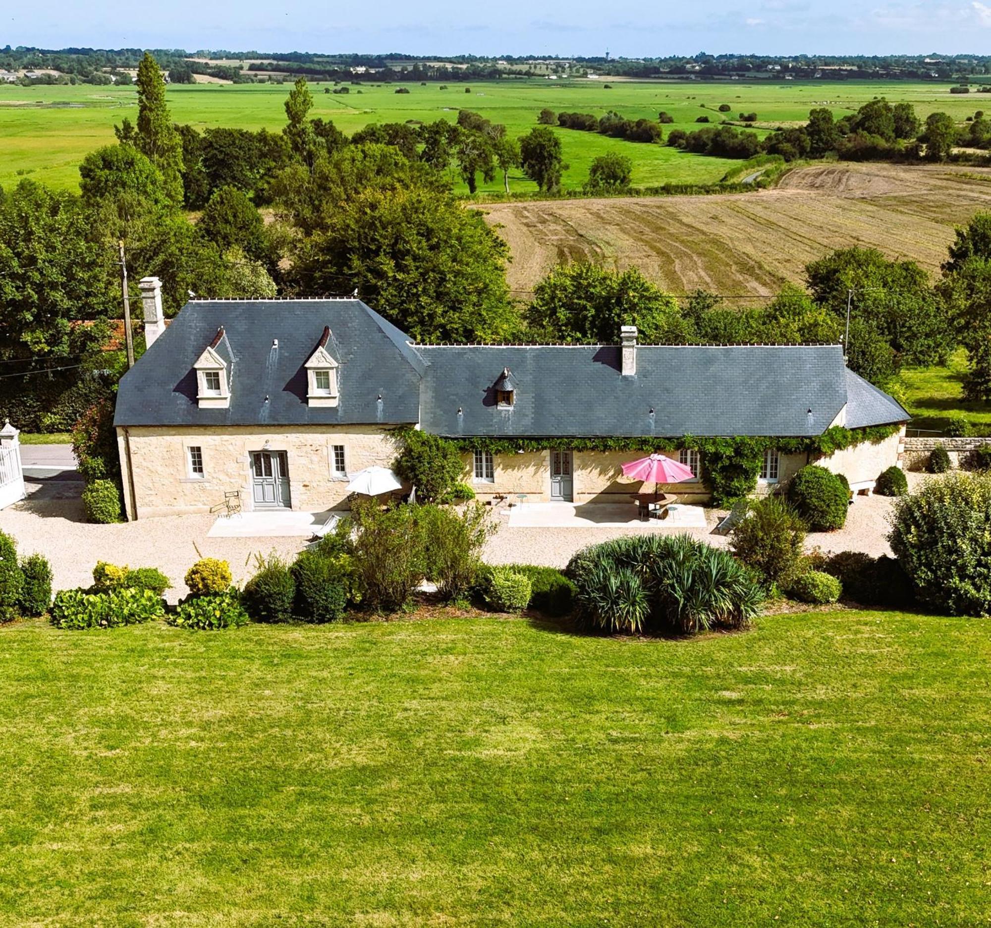 Le Domaine Des Roseraies Monfréville Kültér fotó